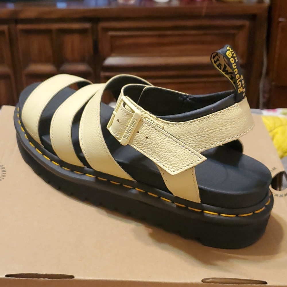 Dr. Martens Blaire Pastel Yellow and Black